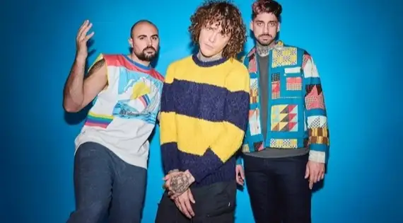 Cheat Codes ft. Izzy Bizu & Kenny G