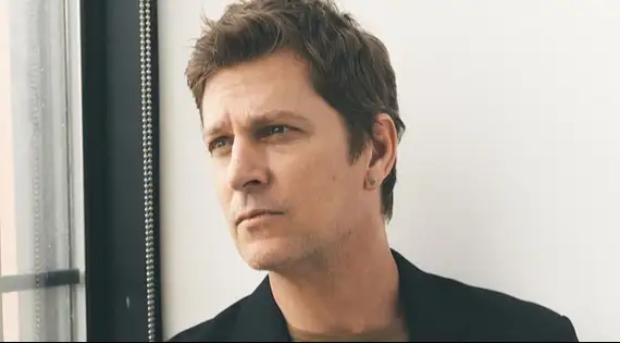 Rob Thomas